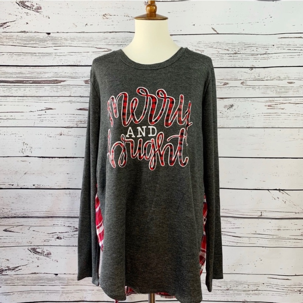 Boutique ‘Merry AND Bright’ Plaid Long Sleeve Top Size Large